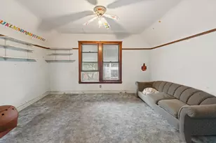 4421 W Montana St, Chicago, IL 60639 - Photo 9