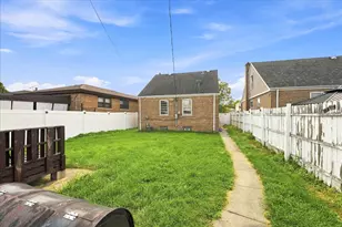 3816 W 84th Pl, Chicago, IL 60652 - Photo 17