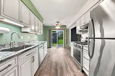 [Address not provided], Aurora, IL 60505 - Photo 9