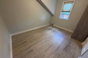 9916 Irving Park Rd, Schiller Park, IL 60176 - Photo 13