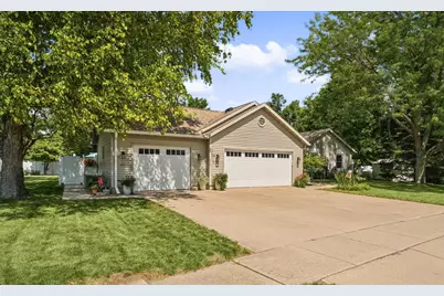 2002 Spruce Lane, Monticello, IL 61856 - Photo 3