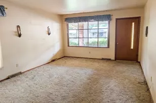 420 Earl Ave, Joliet, IL 60436 - Photo 11