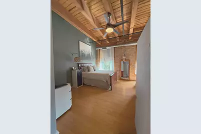 2511 W Moffat Street #201, Chicago, IL 60647 - Photo 9