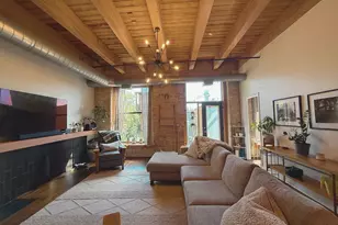 2511 W Moffat St, Chicago, IL 60647 - Photo 3