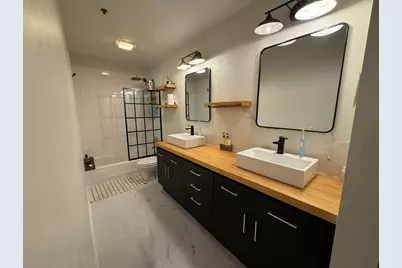 2511 W Moffat Street #201, Chicago, IL 60647 - Photo 11
