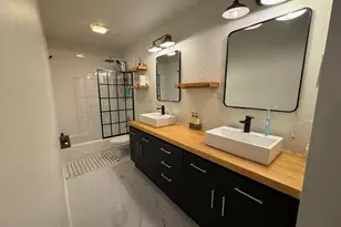 2511 W Moffat St, Chicago, IL 60647 - Photo 11