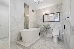 601 E 32nd St, Chicago, IL 60616 - Photo 13