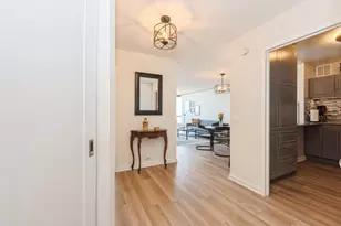 5415 N Sheridan Rd, Chicago, IL 60640 - Photo 5