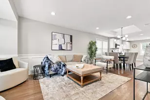 8550 S Jeffery Blvd, Chicago, IL 60617 - Photo 3