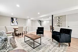 8550 S Jeffery Blvd, Chicago, IL 60617 - Photo 13