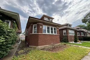 9343 S Throop St, Chicago, IL 60620 - Photo 3