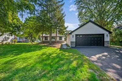 34803 N Hiawatha Trail, McHenry, IL 60051 - Photo 7