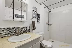 2005 W May Dr, Johnsburg, IL 60051 - Photo 15