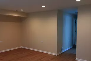 8844 S Halsted St, Chicago, IL 60620 - Photo 15