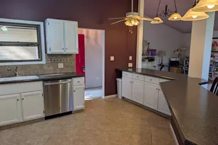 1016 Baxter Ln, Freeport, IL 61032 - Photo 11