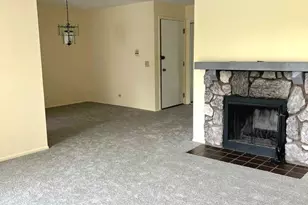 1019 Thorndale Ct, Wheeling, IL 60090 - Photo 3