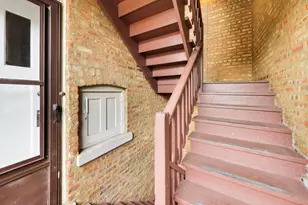 719 Hinman Ave, Evanston, IL 60202 - Photo 17