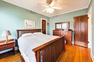 719 Hinman Ave, Evanston, IL 60202 - Photo 13