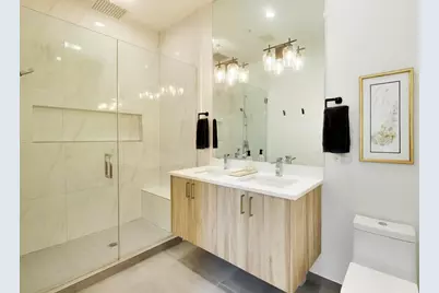 2423 W Fullerton Avenue #4A, Chicago, IL 60647 - Photo 13