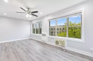 1301 W Estes Ave, Chicago, IL 60626 - Photo 5