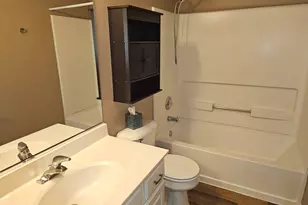 2243 Rockefeller Dr, Geneva, IL 60134 - Photo 21