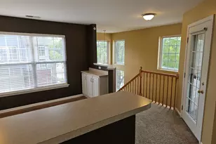 2243 Rockefeller Dr, Geneva, IL 60134 - Photo 9