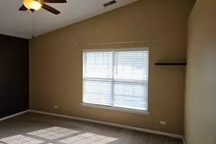 2243 Rockefeller Dr, Geneva, IL 60134 - Photo 23