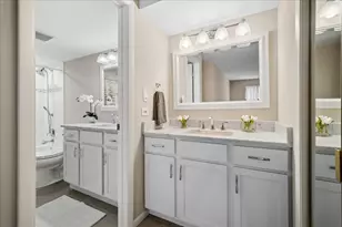 130 E Grand Ave, Elmhurst, IL 60126 - Photo 11