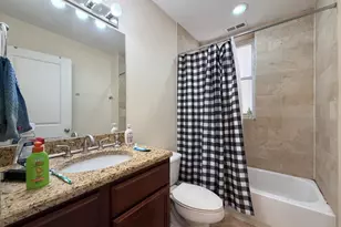 1524 W Birchwood Ave, Chicago, IL 60626 - Photo 19