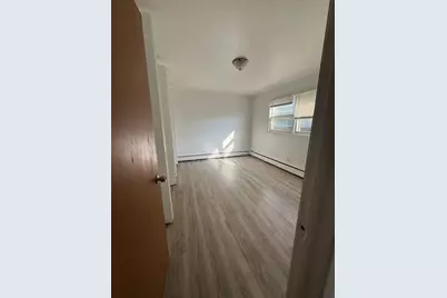581 Burlington Avenue #8, Clarendon Hills, IL 60514 - Photo 9