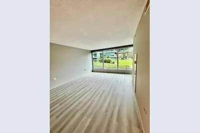 9655 Woods Drive #407, Skokie, IL 60077 - Photo 11