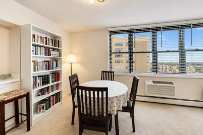 6325 N Sheridan Road #2106, Chicago, IL 60660 - Photo 5