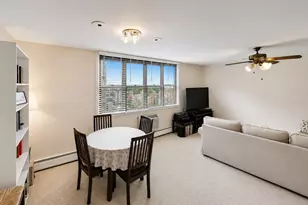6325 N Sheridan Rd, Chicago, IL 60660 - Photo 3