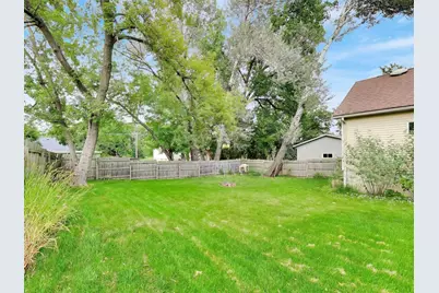729 Brink Street, Woodstock, IL 60098 - Photo 7