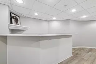 9815 S Millard Ave, Evergreen Park, IL 60805 - Photo 27