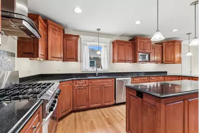 9815 S Millard Avenue, Evergreen Park, IL 60805 - Photo 13