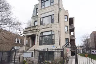 1009 N Sacramento Ave, Chicago, IL 60622 - Photo 1