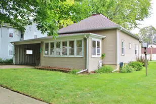 416 E Benton St, Morris, IL 60450 - Photo 1