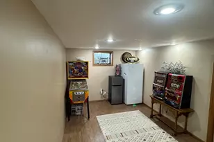 2219 Highland Dr, Sycamore, IL 60178 - Photo 17