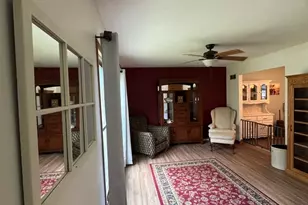 2219 Highland Dr, Sycamore, IL 60178 - Photo 7