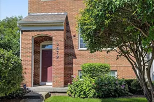 3279 Coral Ln, Glenview, IL 60026 - Photo 1
