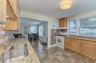 3520 Ernst St, Franklin Park, IL 60131 - Photo 11