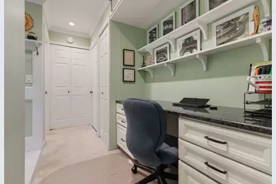 840 Wellington Avenue #303, Elk Grove Village, IL 60007 - Photo 5