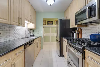 840 Wellington Avenue #303, Elk Grove Village, IL 60007 - Photo 13