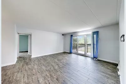 6443 Clarendon Hills Road #301C, Willowbrook, IL 60527 - Photo 3