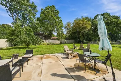 1612 Forrest Boulevard, Saint Charles, IL 60174 - Photo 21