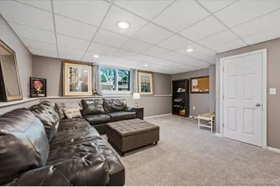 1612 Forrest Boulevard, Saint Charles, IL 60174 - Photo 13