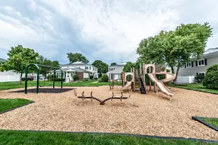 724 E Old Willow Rd, Prospect Heights, IL 60070 - Photo 37