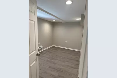 8828 S Dante Avenue, Chicago, IL 60619 - Photo 5