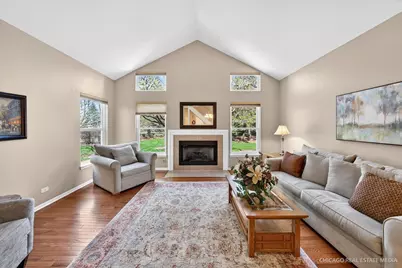 710 Juniper Lane, Lake in the Hills, IL 60156 - Photo 7